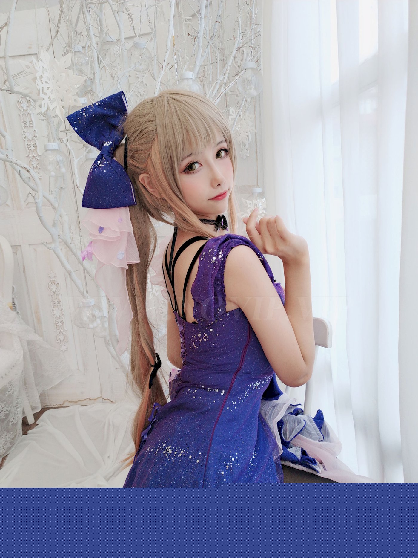 Momoko葵葵黑丝美腿紫色长裙COS K2