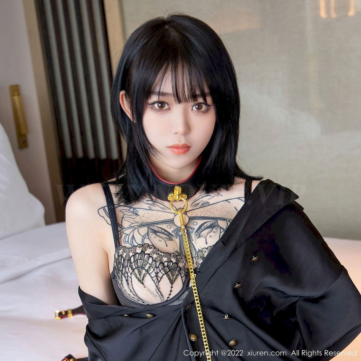 模特奶瓶子 - 黑丝美腿+黑色皮裙性感写真