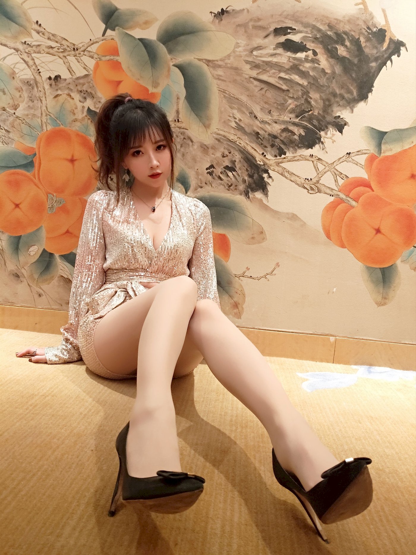 小女巫露娜亮片裙搭配肉丝COS居家福利