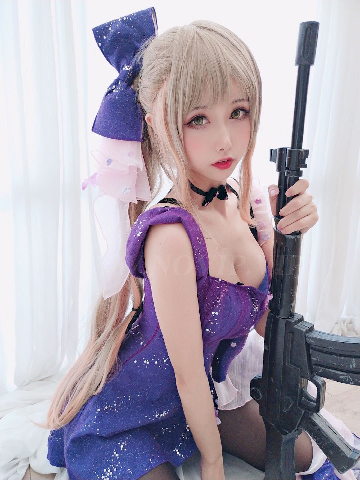 Momoko葵葵黑丝美腿紫色长裙COS K2