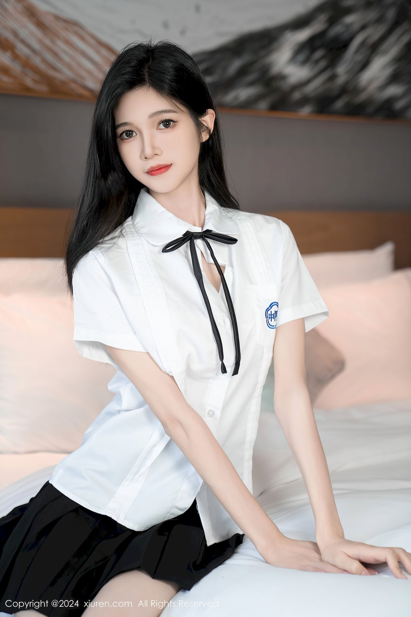程程程-学生制服搭配清秀身材性感写真