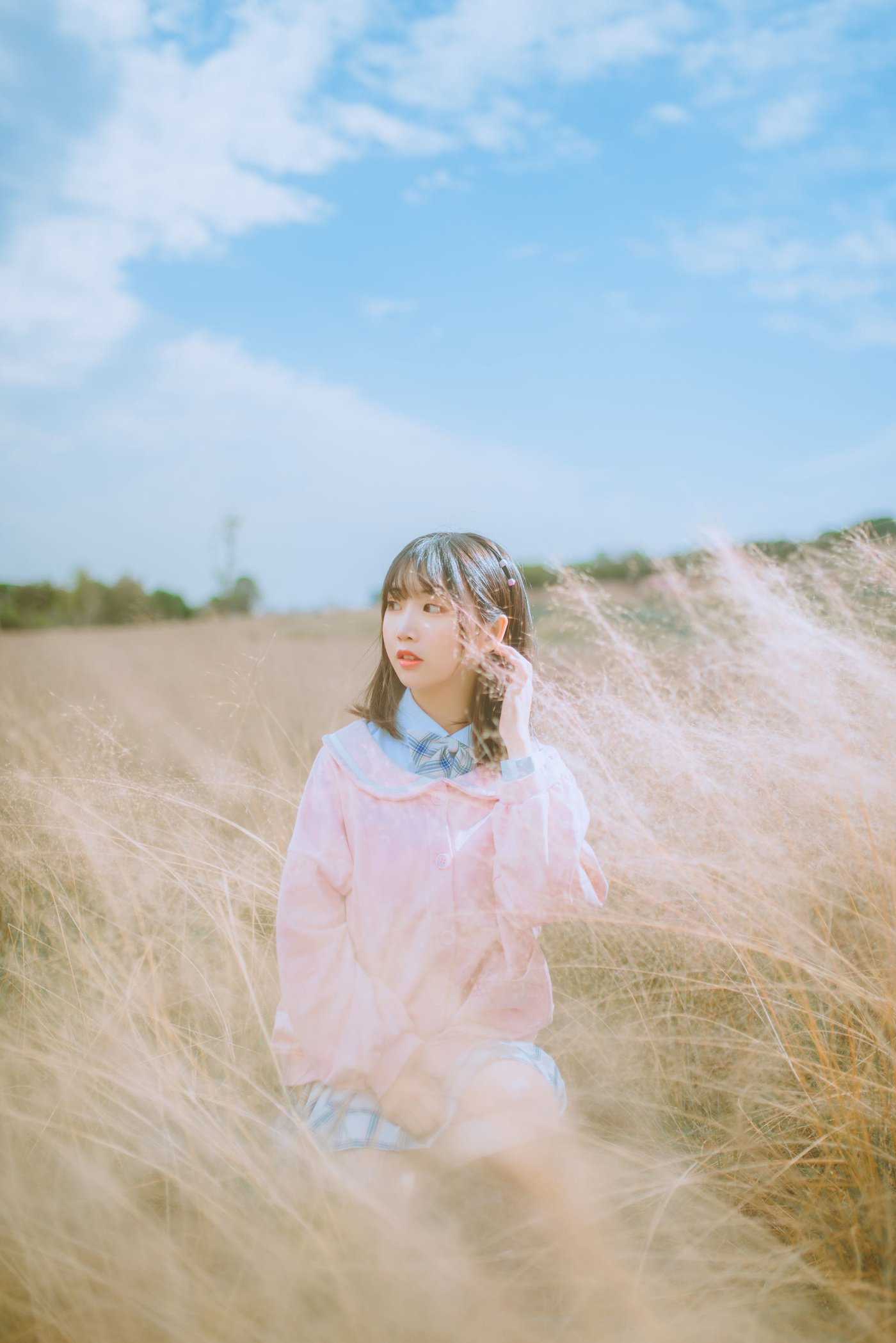清新软妹面饼仙儿JK制服粉黛草场景粉色风格户外写真-御萝部落-御萝部落
