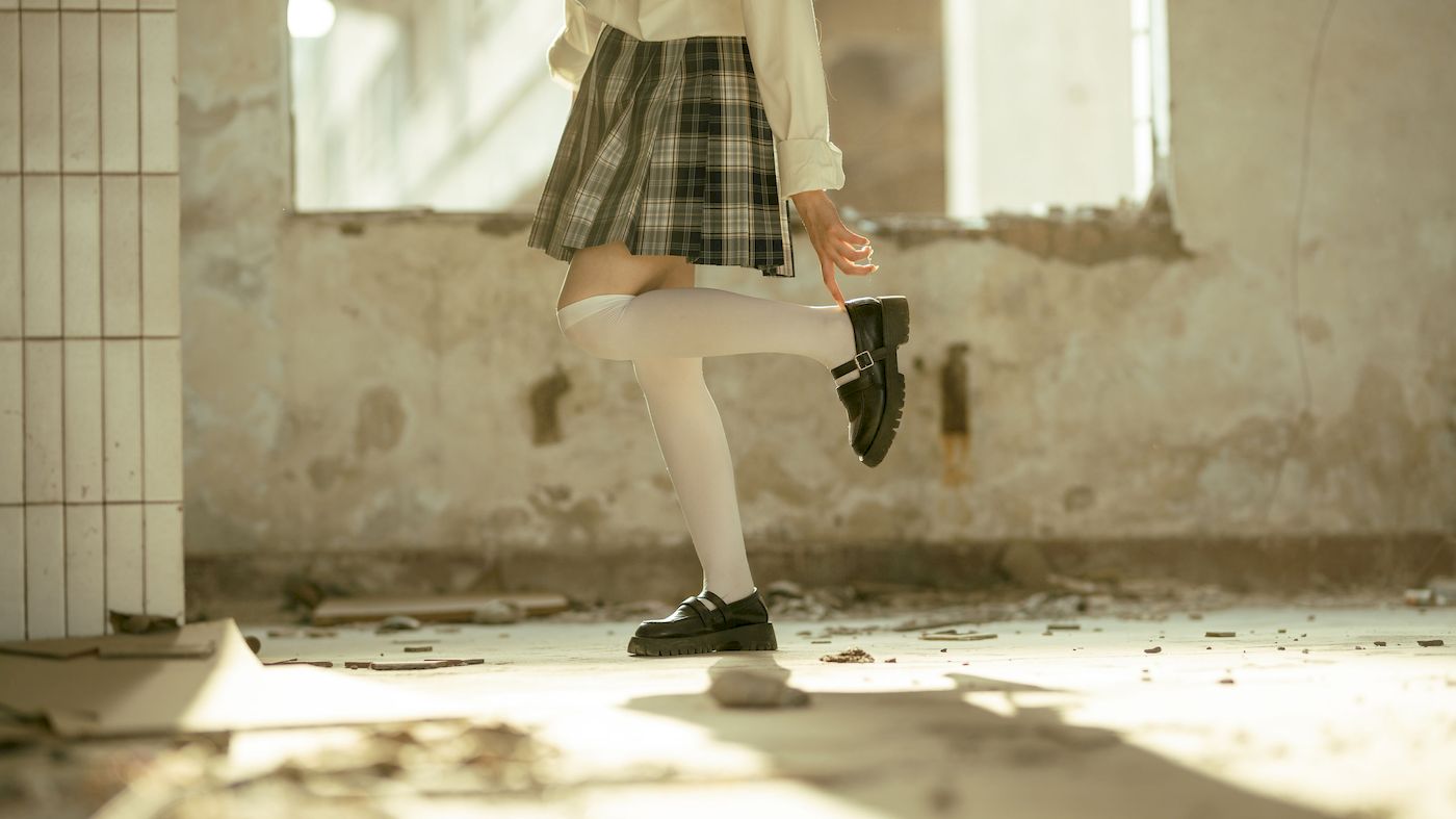 桃良阿宅白衬衫格子裙JK制服装扮