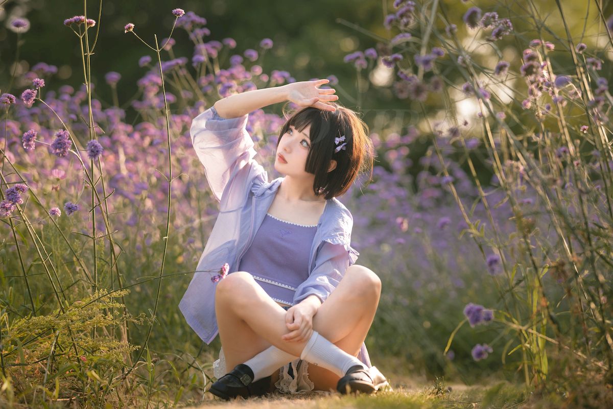 花柒Hana户外粉色花海青春阳光性感写真