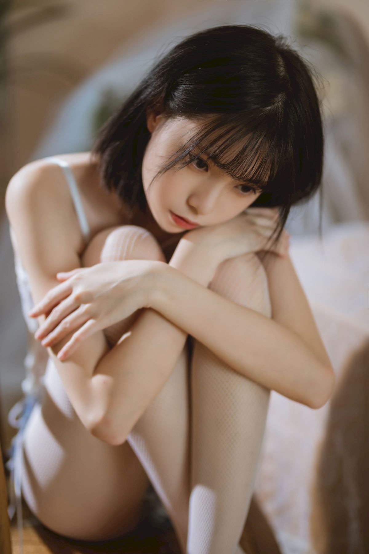 许岚LAN碎花半透上衣搭配牛仔短裤清凉写真